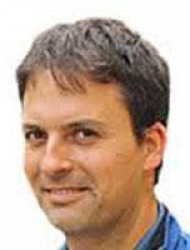 רפאל יונתן לאוס