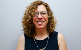 ד"ר רות מאיו